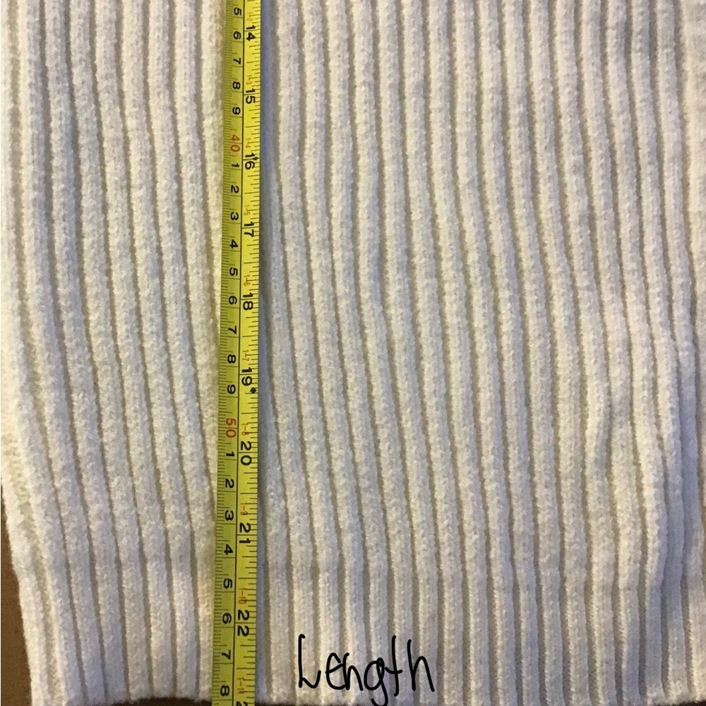 PrettyLittleThing Cream Ribbed Button Cardigan 1T 213 - Picture 7 of 8